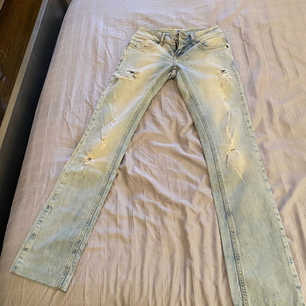 Zara low rise distressed jeans